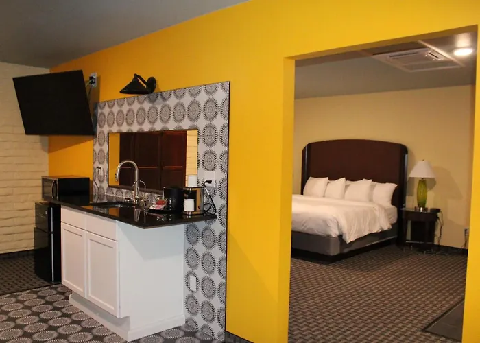 Historic Cow Palace Inn
