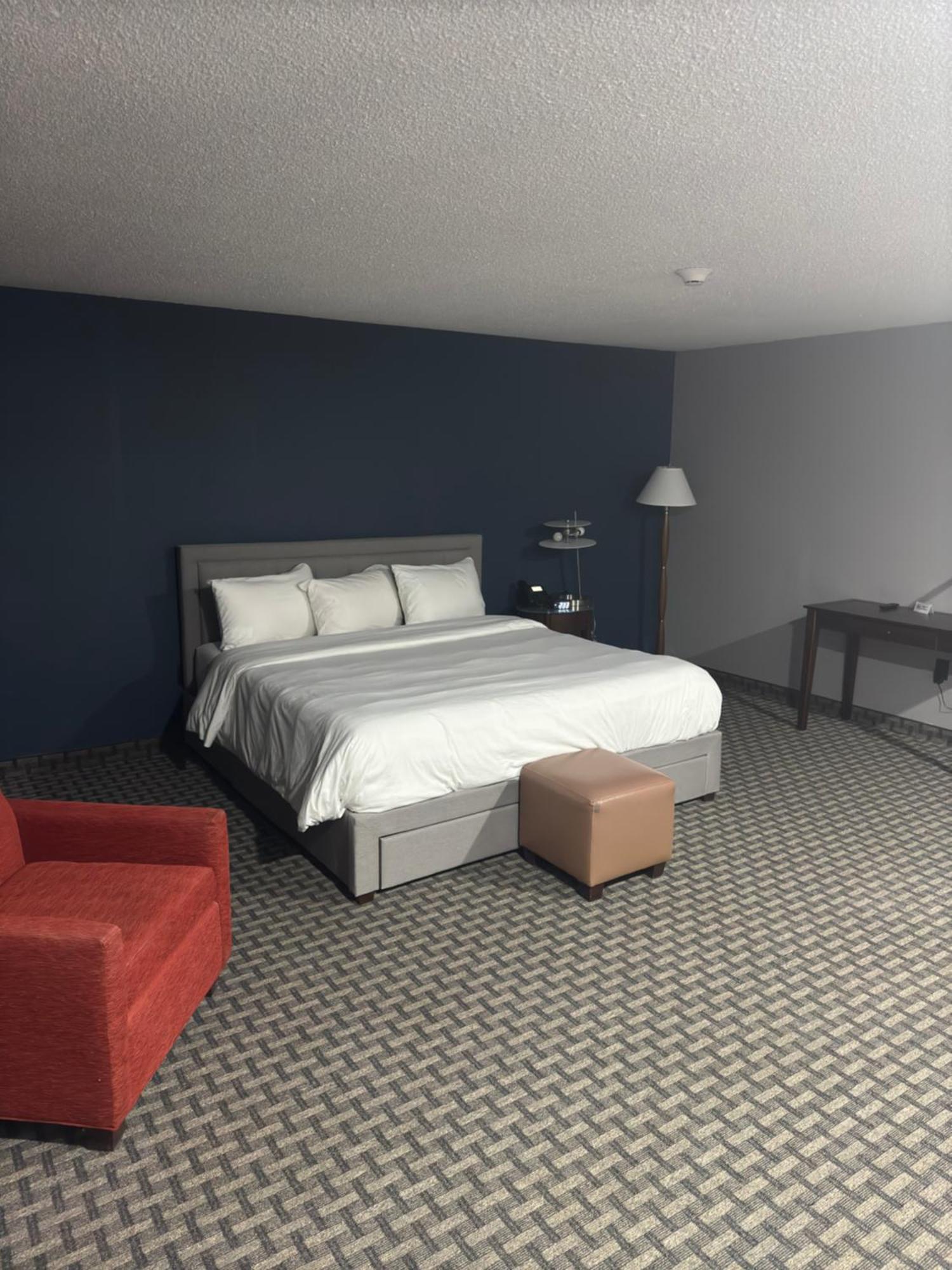 Historic Cow Palace 3*