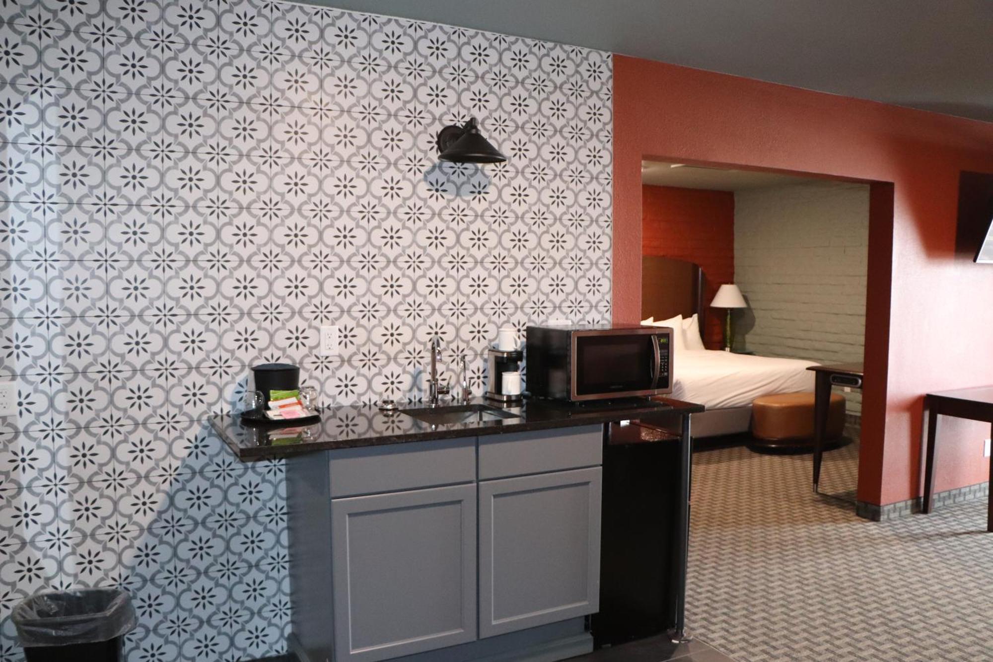 Hotel Historic Cow Palace Lamar
